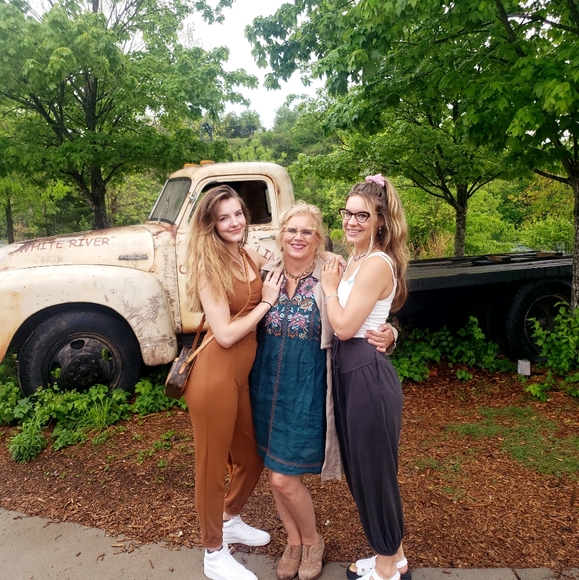 Meet your Posher, Catherine - Picture 4 of 6